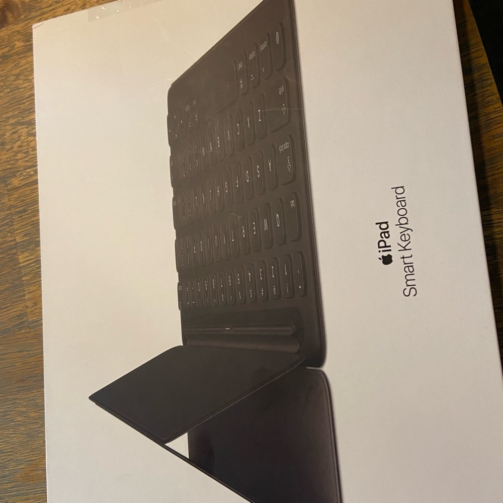 iPad smart keyboard